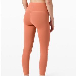 Lululemon / High waisted Wunder Under / Size 2